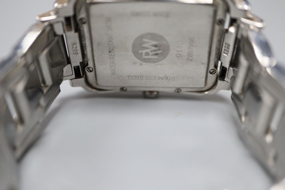 A gentlemans modern stainless steel Raymond Weil Saxo quartz wrist watch, no box or paperwork.
